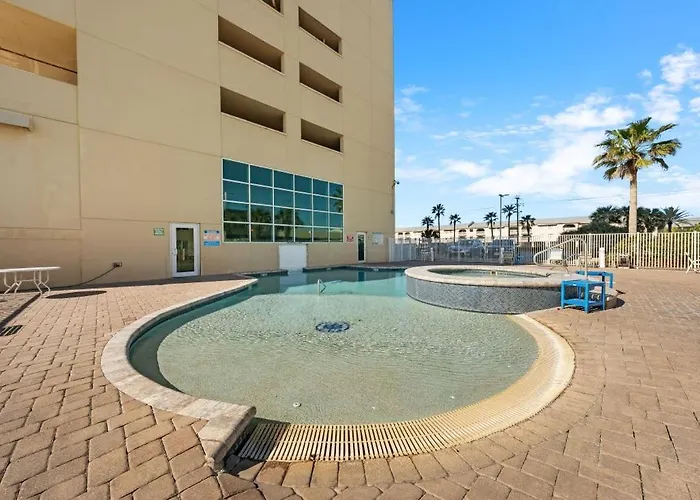 Apartment Crystal Shores West 1006 By Youngs Suncoast Gulf Shores
