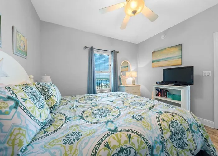 Crystal Shores West 1006 By Youngs Suncoast Apartment